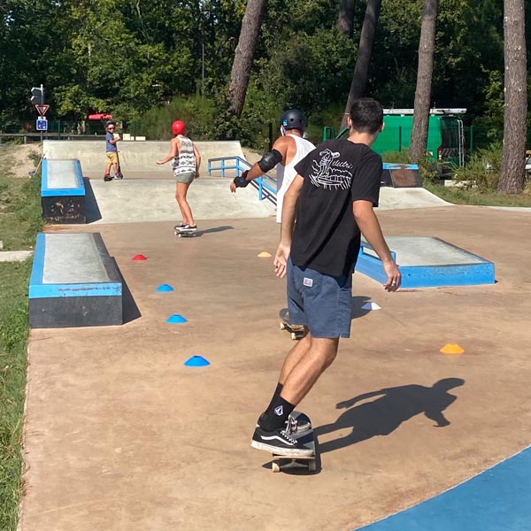 pratique du skateboard encadrée et sécurisée